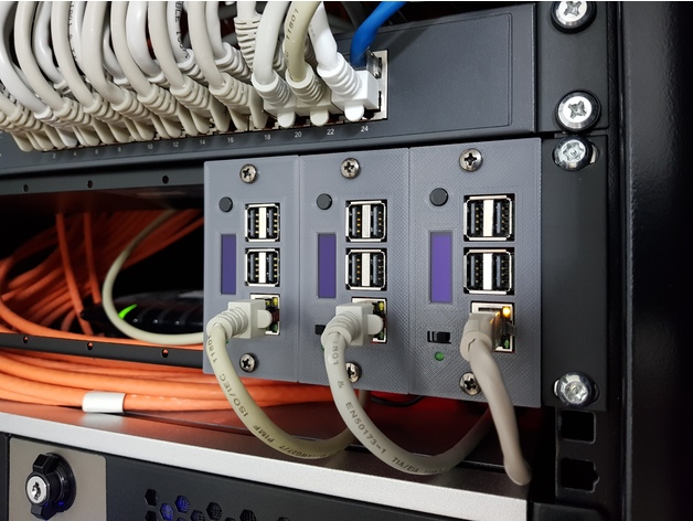 Raspberry Pi Server Rack mit OLED Möglichkeit